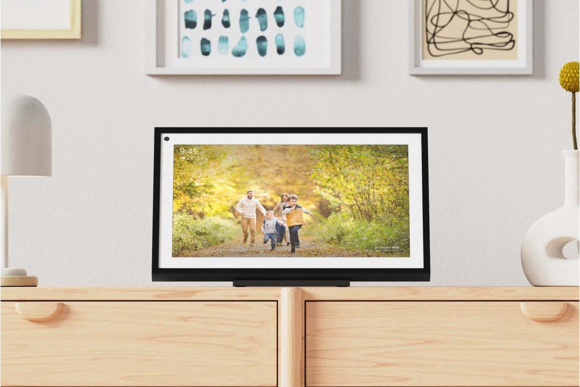 Amazon Echo Show 15 mit Ständer