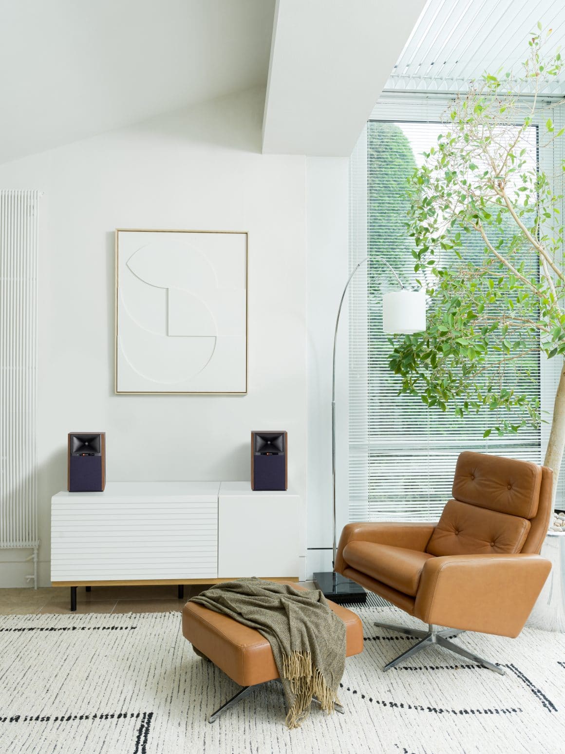 JBL 4305P im Wohnambiente