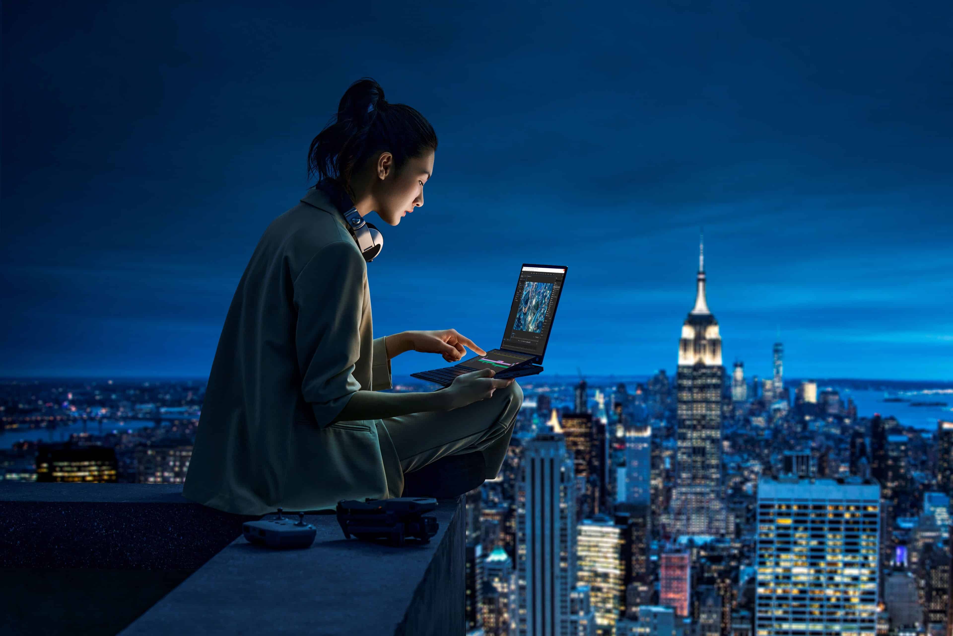 ASUS Zenbook Pro 14 Duo OLED