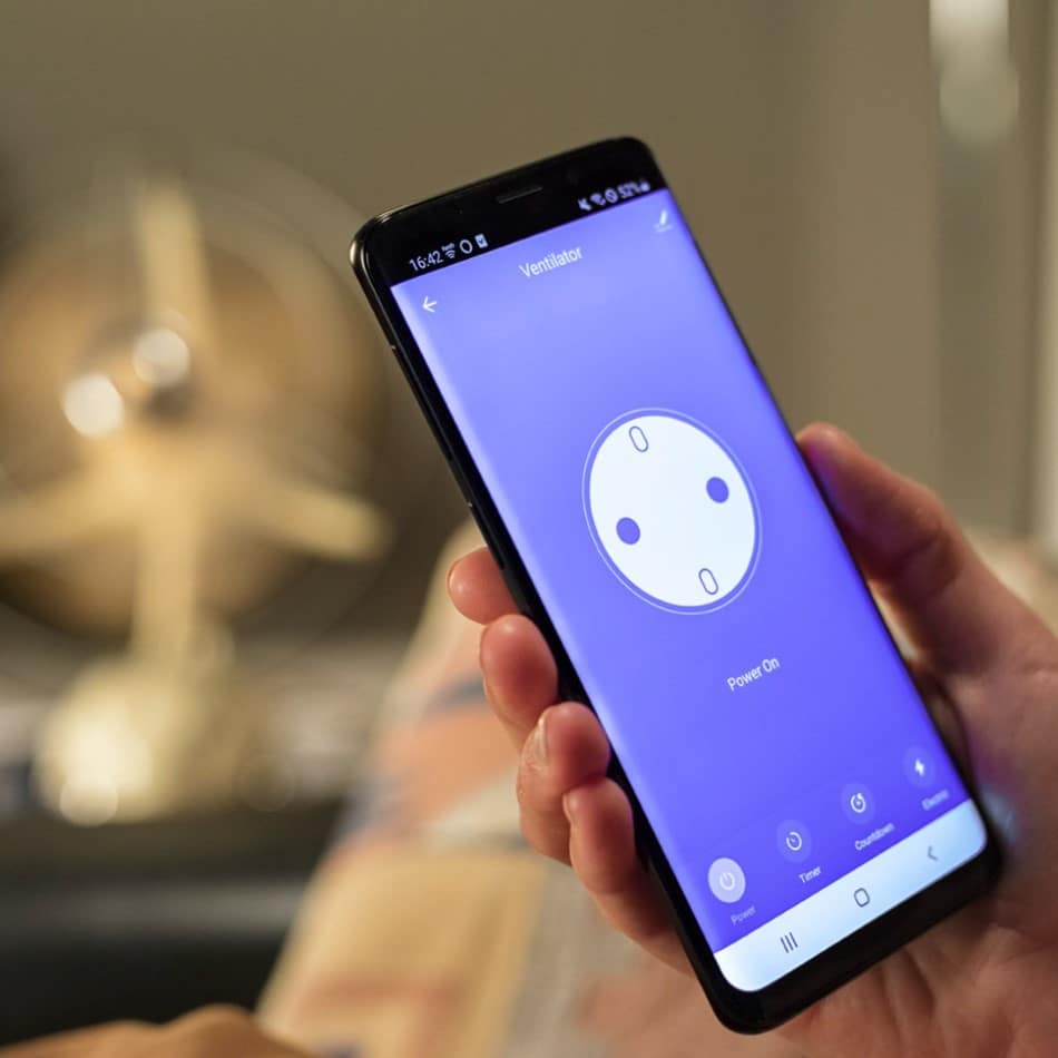 App steuert die Hama WLAN-Steckdosenleiste an