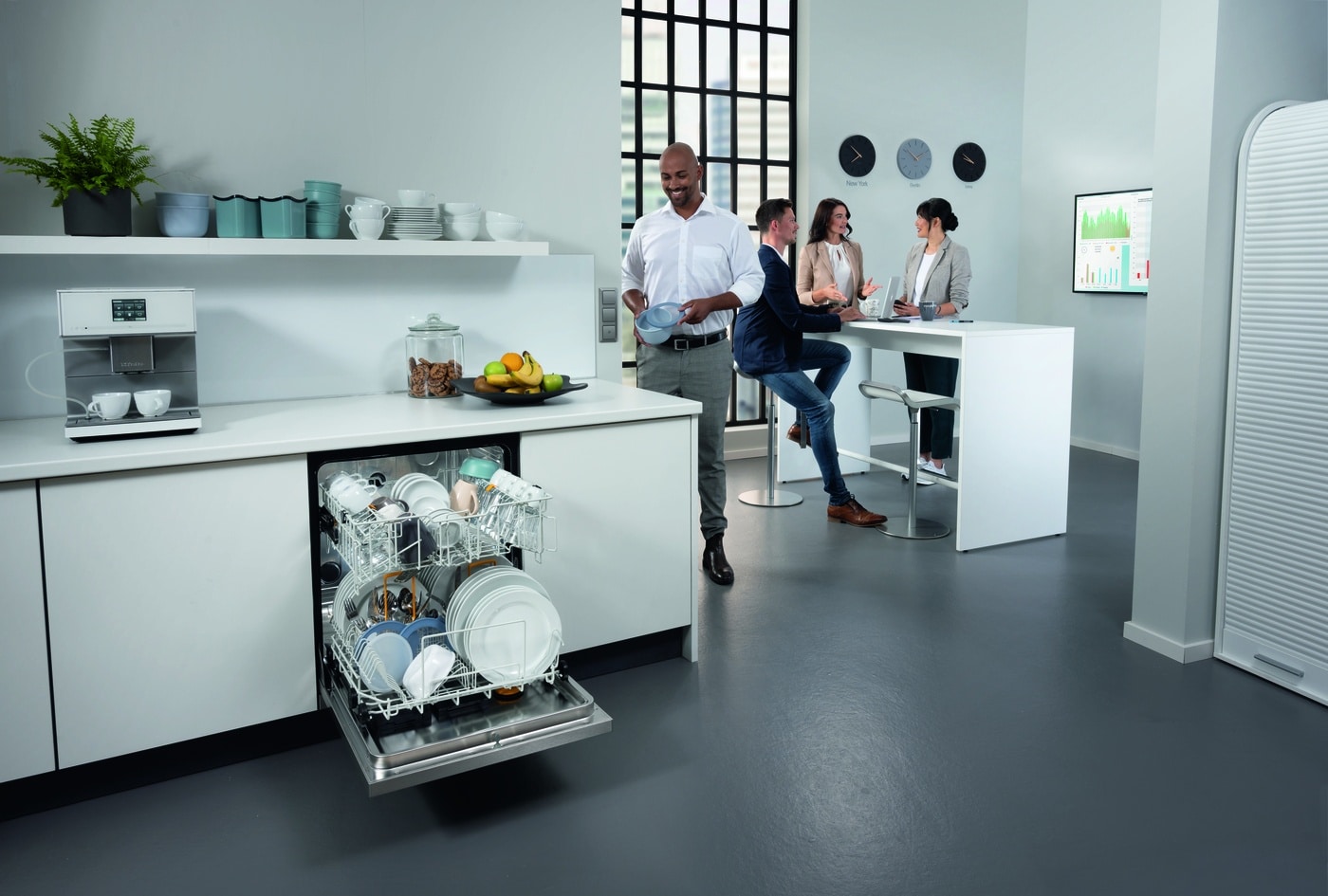 Miele MasterLine-Frischwasserspüler fürs Büro offen