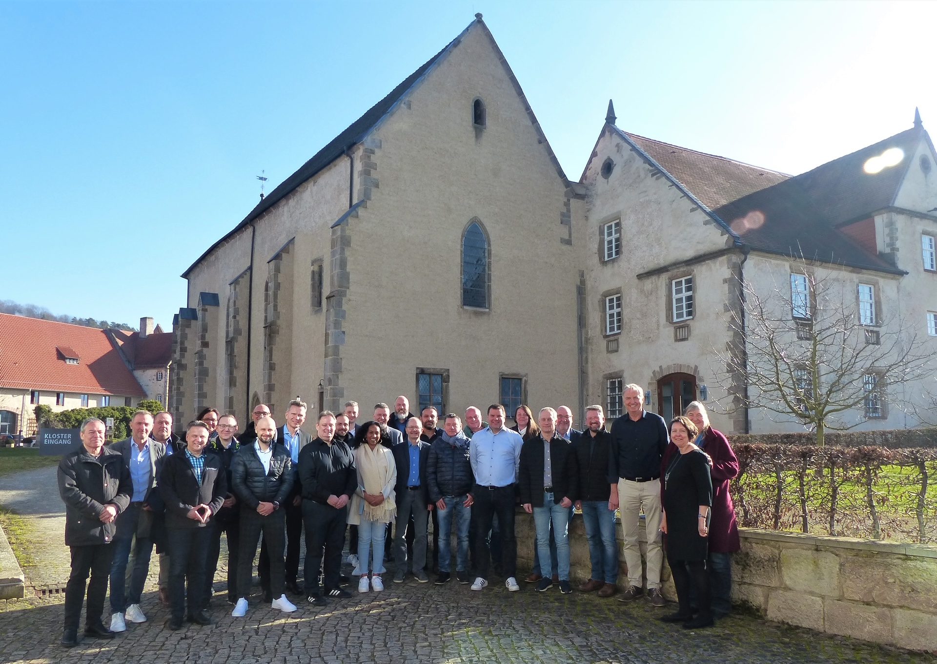Gruppenfoto der telering-Regionalleiter beim Treffen im hessischen Klosters Haydau