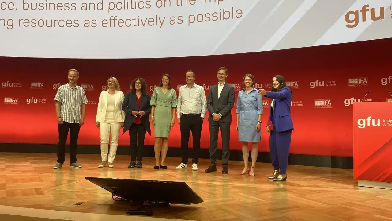 Hohe Kompetenz auf dem Podium der gfu Insights & Trends 2023 am 5. Juli im bcc Berlin