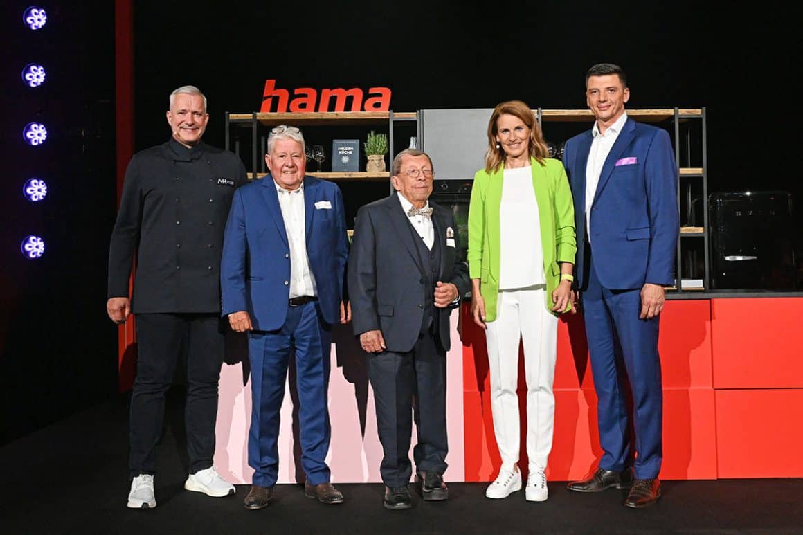 Gruppenbild: Alexander Herrmann, Christoph Thomas, Rudolph Hanke, Katrin Müller-Hohenstein und Christian Sokcevic