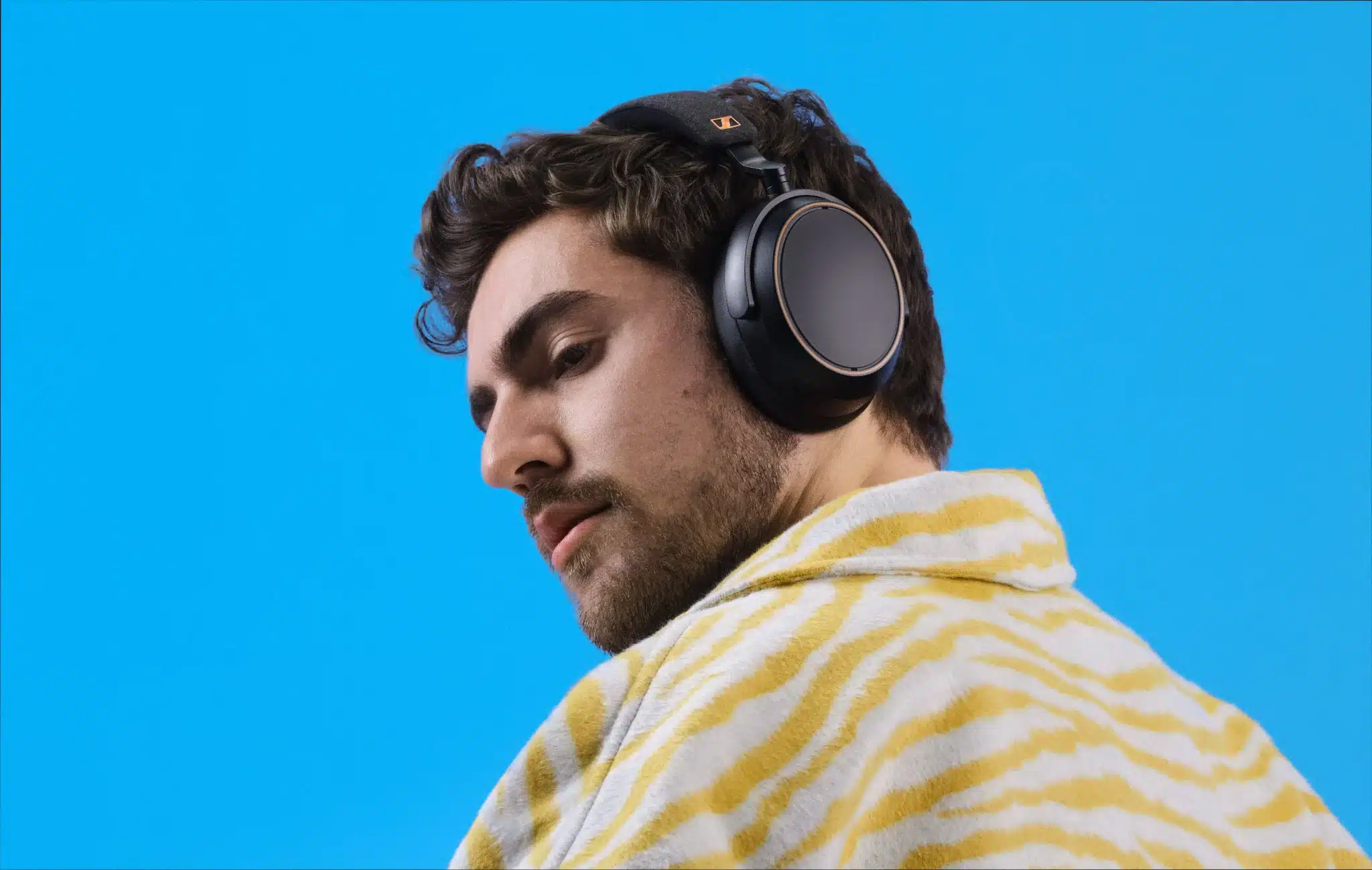 MOMENTUM 4 Wireless Black Copper