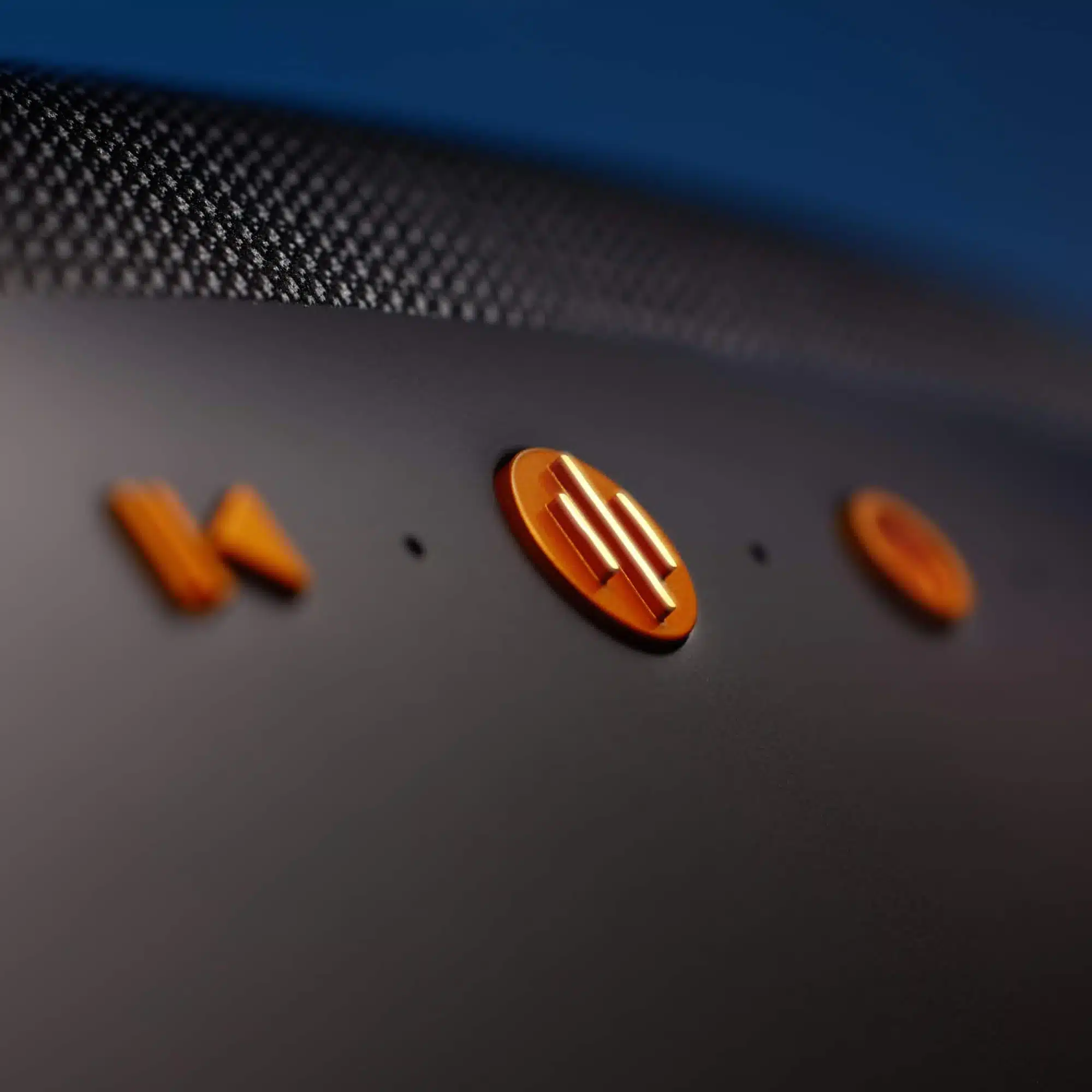 Zeppelin McLaren Edition Detailaufnahme Buttons