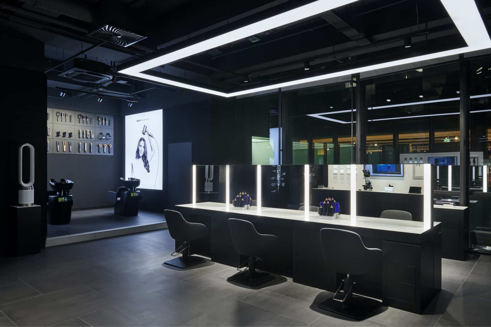 Beauty-Etage im Dyson Demo Store in Berlin