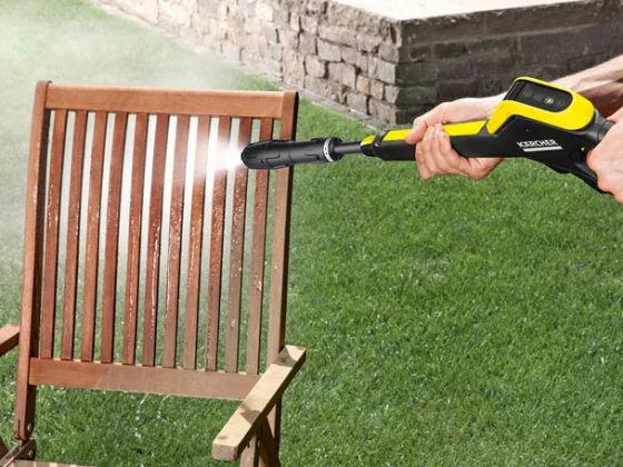 gartenstuhl mit hochdruckreiniger