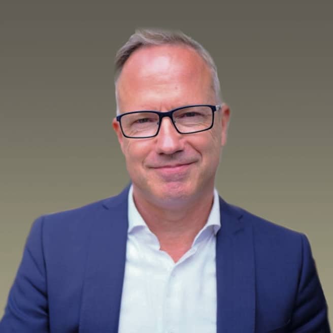 Lorenz Huck ist seit dem 1. April 2025 neuer Geschäftsführer und Herausgeber des markt intern Verlags. Der erfahrene Medienjurist ist seit 28 Jahren im Unternehmen tätig.