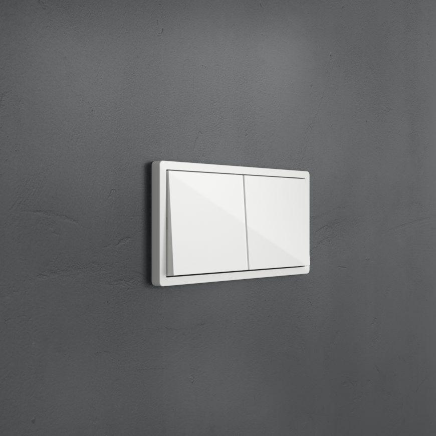 Seit 1966 auf dem Markt und zuletzt behutsam weiterentwickelt, unterstreicht der Flächenschalter die Designkompetenz von Gira bis heute.