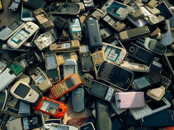167 Millionen Alt-Handys lagern weiterhin in deutschen Haushalten