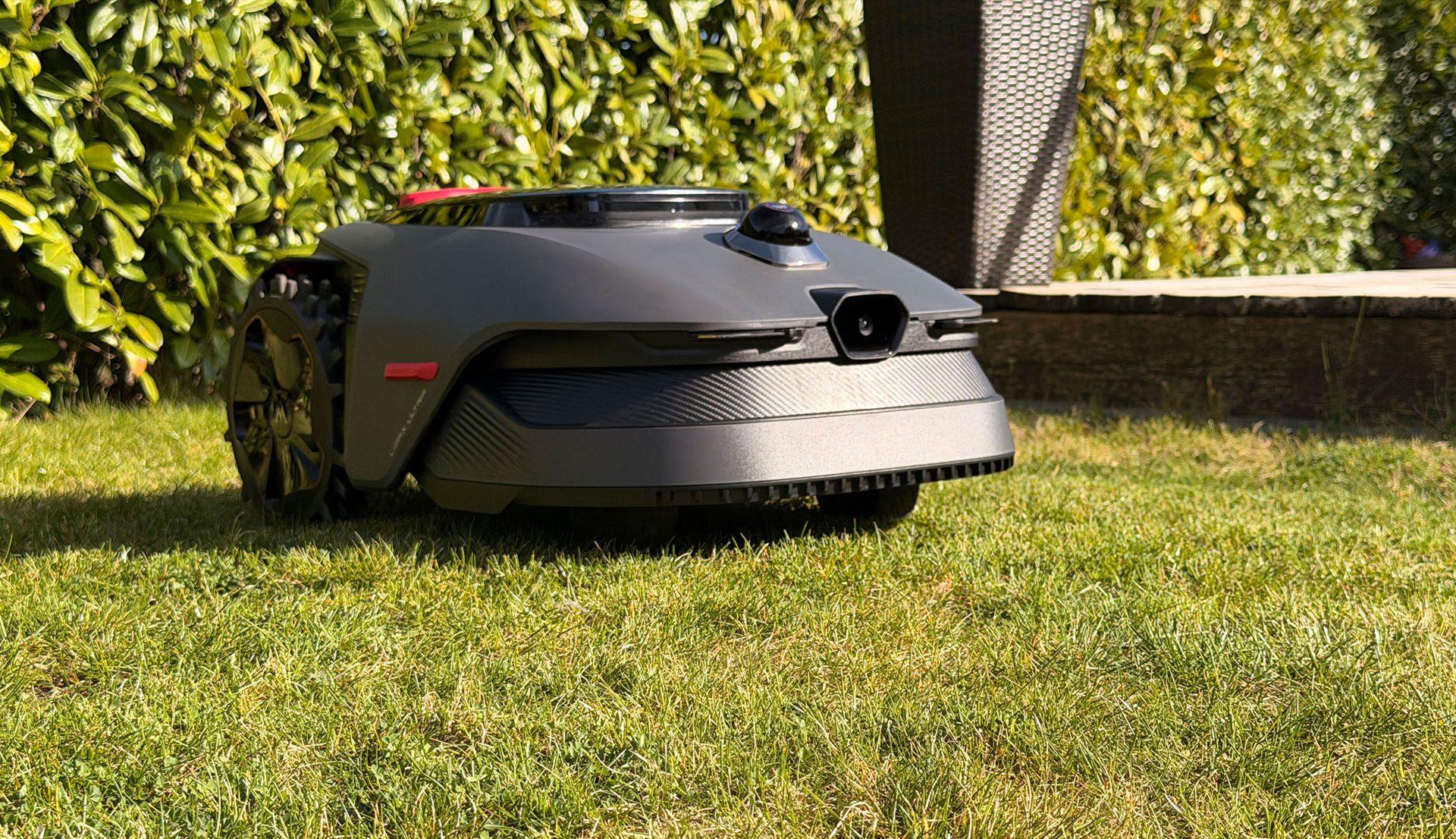 Selbstversuch MOVA LiDAX Ultra: Smarter Rasenpilot