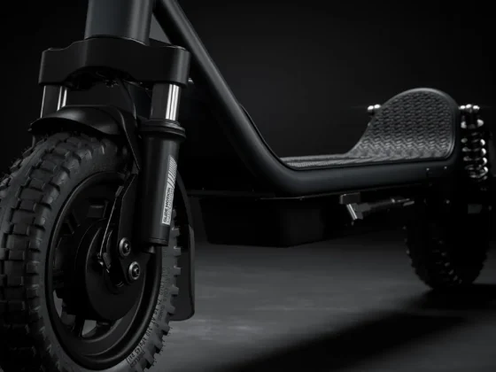 PURE Electric und Tekpoint: Neue E-Scooter-Distribution für Deutschland